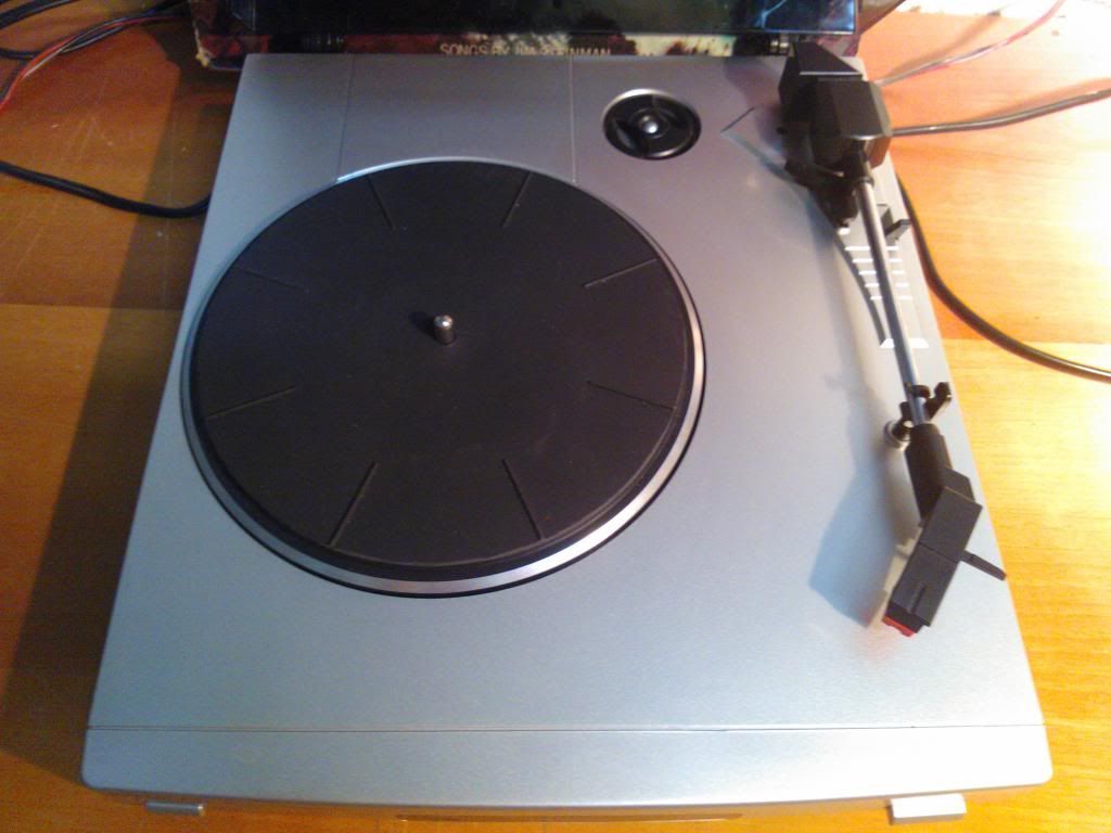 KENWOOD P110 GIRADISCHI AUTOMATIC TURNTABLE PREAMPLIFICATO PER