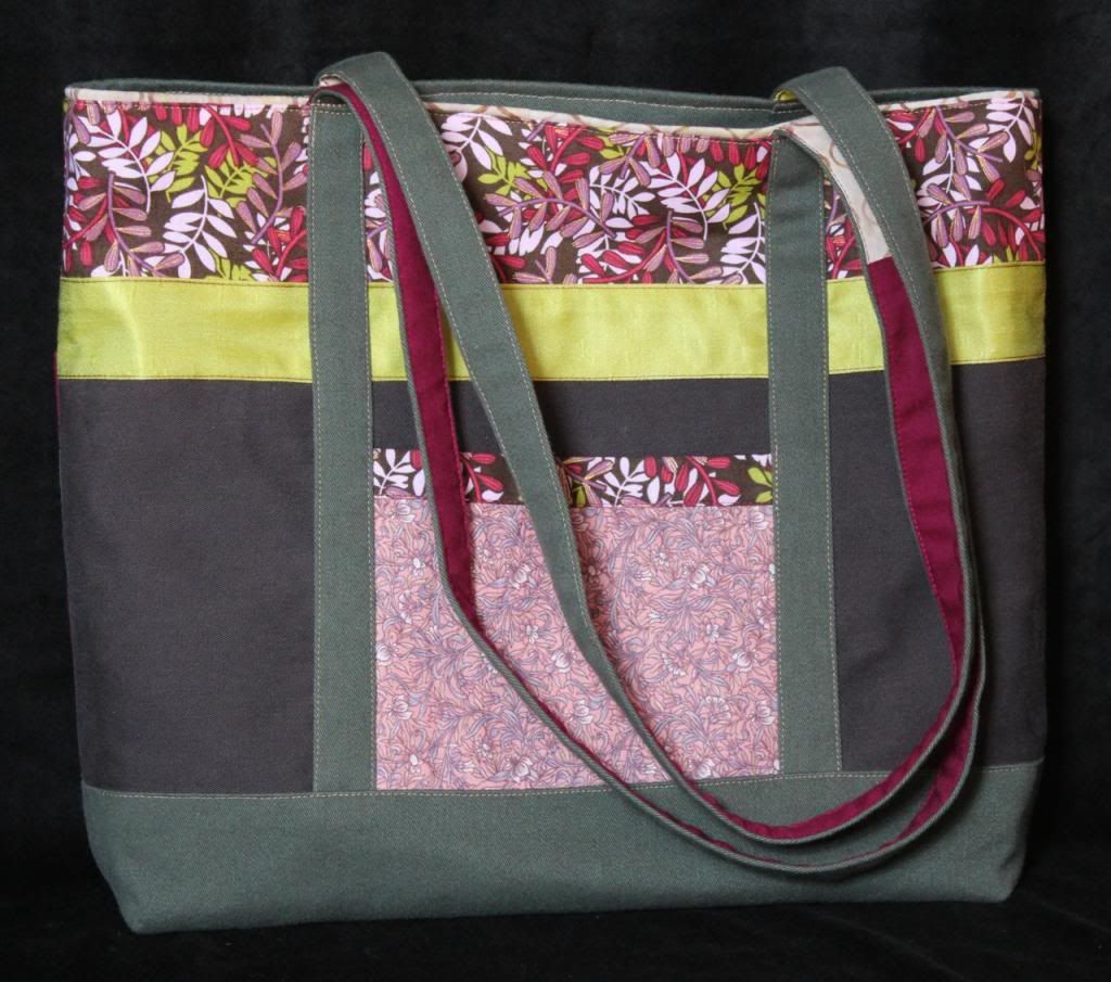 tote bag with fuchsia and olive green fabrics