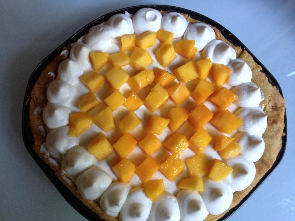 Tropical cream pie