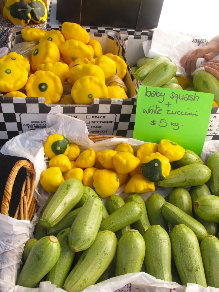 Farmers-Market-strawberries