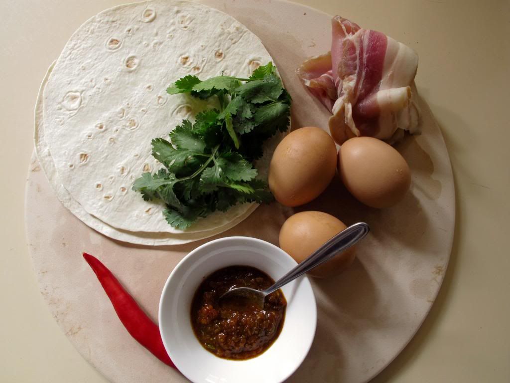 Breakfast burrito ingredients