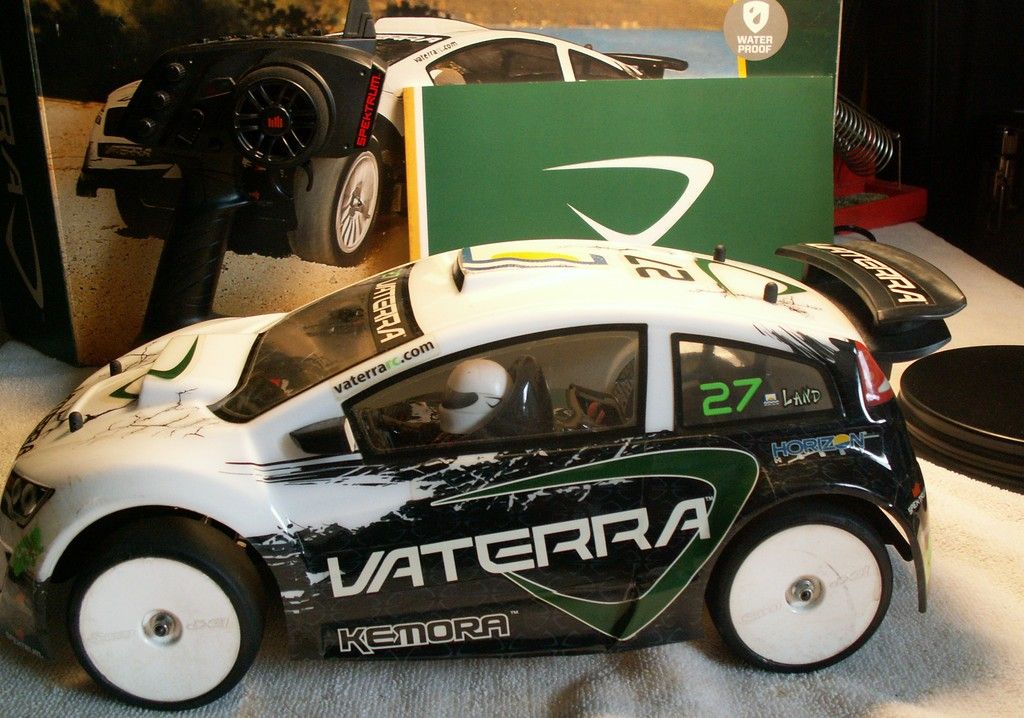 vaterra rally car